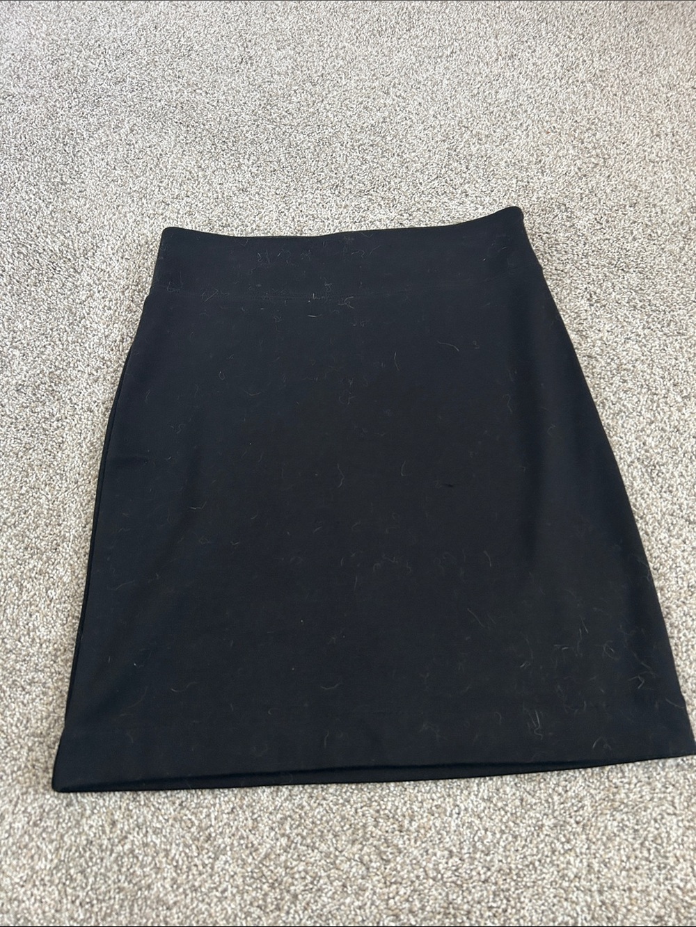 GAP Black Sleek Pencil Skirt